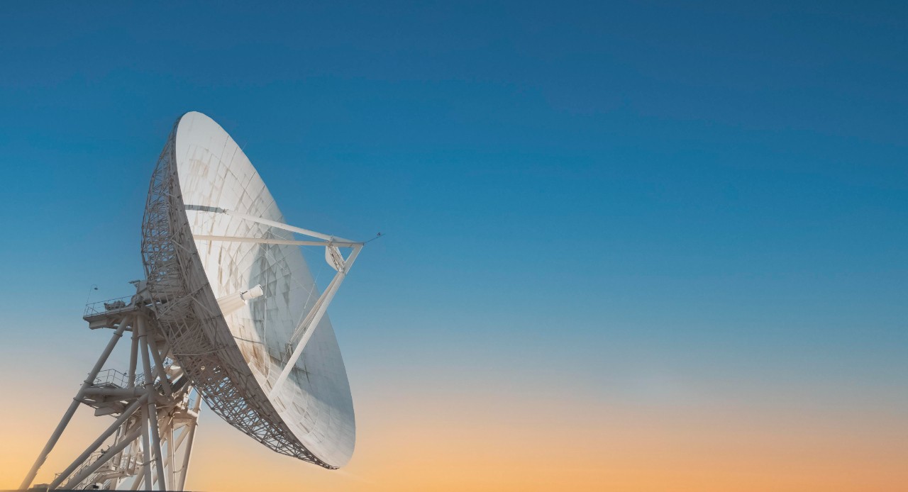 Internet satellite
