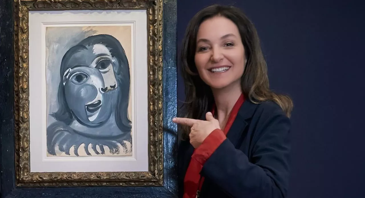 Péri Cochin devant un Picasso