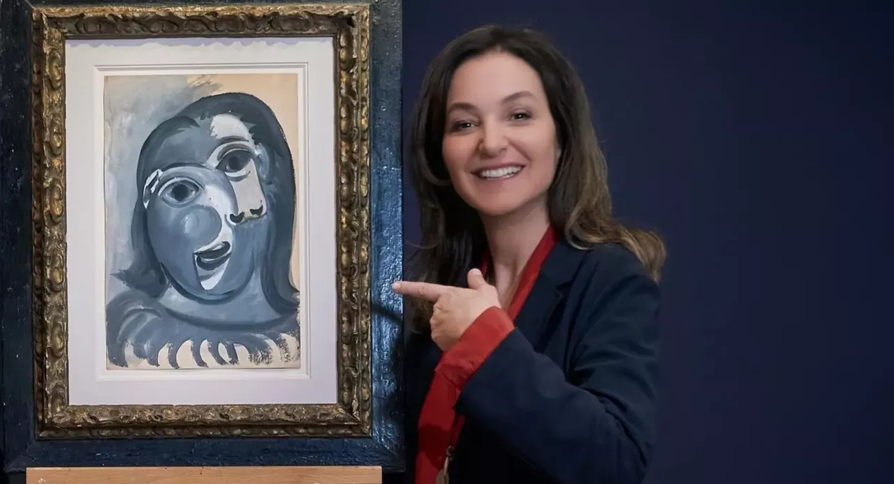 Péri Cochin devant un Picasso